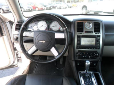 2006 Chrysler 300C  SRT-8