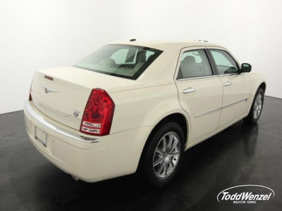2010 Chrysler 300C