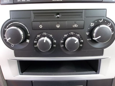 2010 Chrysler 300C  Base