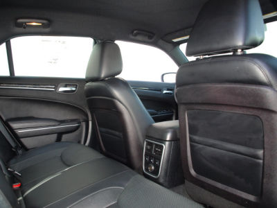 2012 Chrysler 300C  Base