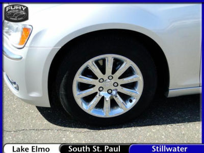 2012 Chrysler 300C  Base