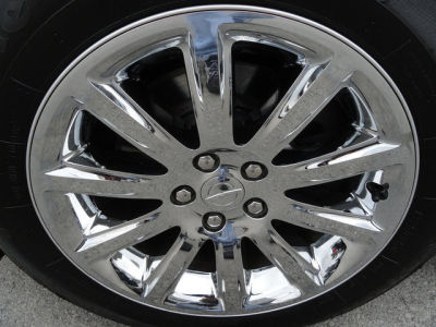 2012 Chrysler 300C  Base