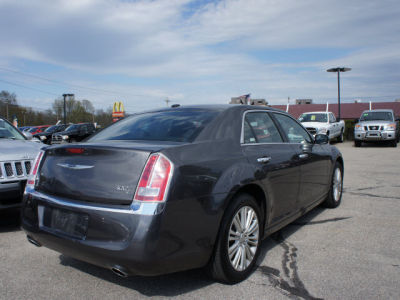2013 Chrysler 300C  Base -
   Cars.com </title>
   <meta name="title" content="2013 Chrysler 300C  Base - Cars.com"/>
   <meta name="description" content="Listed on Cars.com