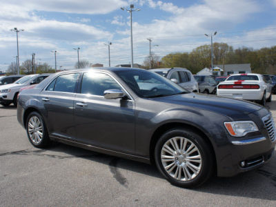 2013 Chrysler 300C  Base -
   Cars.com </title>
   <meta name="title" content="2013 Chrysler 300C  Base - Cars.com"/>
   <meta name="description" content="Listed on Cars.com