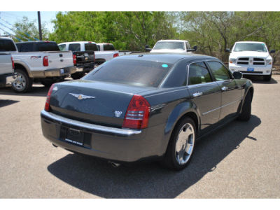 2007 Chrysler 300C  Base -
   Cars.com </title>
   <meta name="title" content="2007 Chrysler 300C  Base - Cars.com"/>
   <meta name="description" content="Listed on Cars.com