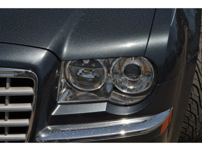 2007 Chrysler 300C  Base -
   Cars.com </title>
   <meta name="title" content="2007 Chrysler 300C  Base - Cars.com"/>
   <meta name="description" content="Listed on Cars.com