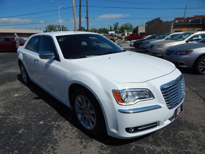 2013 Chrysler 300C  Base -
   Cars.com </title>
   <meta name="title" content="2013 Chrysler 300C  Base - Cars.com"/>
   <meta name="description" content="Listed on Cars.com