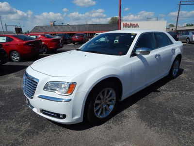 2013 Chrysler 300C  Base -
   Cars.com </title>
   <meta name="title" content="2013 Chrysler 300C  Base - Cars.com"/>
   <meta name="description" content="Listed on Cars.com