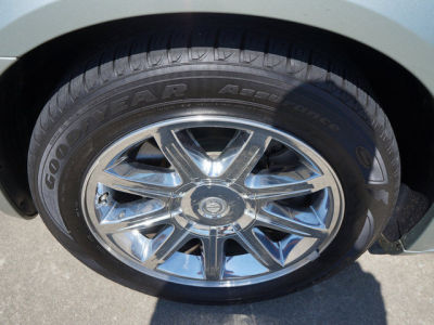 2006 Chrysler 300C  Base -
   Cars.com </title>
   <meta name="title" content="2006 Chrysler 300C  Base - Cars.com"/>
   <meta name="description" content="Listed on Cars.com