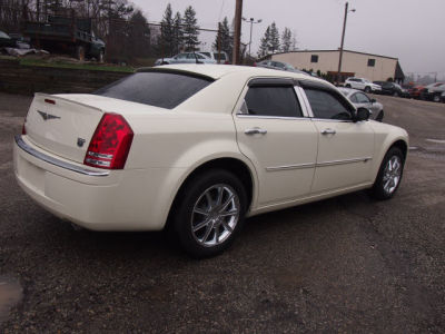 2008 Chrysler 300C  Base -
   Cars.com </title>
   <meta name="title" content="2008 Chrysler 300C  Base - Cars.com"/>
   <meta name="description" content="Listed on Cars.com