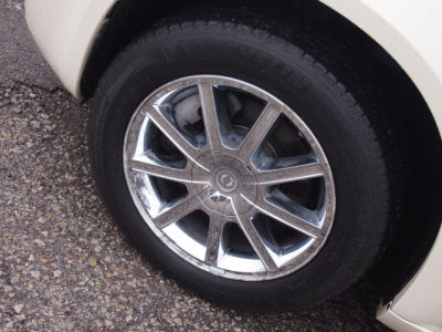 2008 Chrysler 300C  Base -
   Cars.com </title>
   <meta name="title" content="2008 Chrysler 300C  Base - Cars.com"/>
   <meta name="description" content="Listed on Cars.com