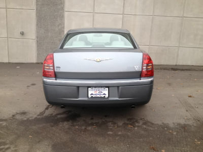 2006 Chrysler 300C  Base -
   Cars.com </title>
   <meta name="title" content="2006 Chrysler 300C  Base - Cars.com"/>
   <meta name="description" content="Listed on Cars.com