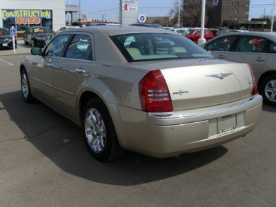 2006 Chrysler 300C -
   Cars.com </title>
   <meta name="title" content="2006 Chrysler 300C - Cars.com"/>
   <meta name="description" content="Listed on Cars.com