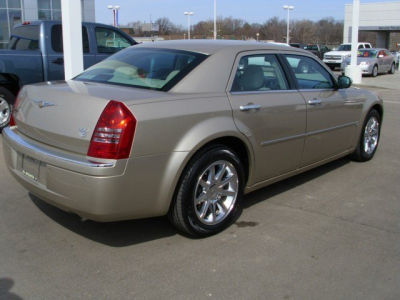 2006 Chrysler 300C -
   Cars.com </title>
   <meta name="title" content="2006 Chrysler 300C - Cars.com"/>
   <meta name="description" content="Listed on Cars.com