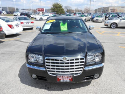 2010 Chrysler 300C  Base -
   Cars.com </title>
   <meta name="title" content="2010 Chrysler 300C  Base - Cars.com"/>
   <meta name="description" content="Listed on Cars.com