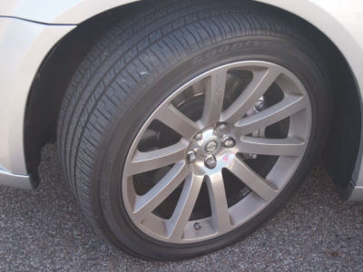 2006 Chrysler 300C  SRT-8 -
   Cars.com </title>
   <meta name="title" content="2006 Chrysler 300C  SRT-8 - Cars.com"/>
   <meta name="description" content="Listed on Cars.com