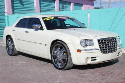 2007 Chrysler 300C  Base -
   Cars.com </title>
   <meta name="title" content="2007 Chrysler 300C  Base - Cars.com"/>
   <meta name="description" content="Listed on Cars.com
