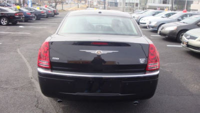 2010 Chrysler 300C  Base -
   Cars.com </title>
   <meta name="title" content="2010 Chrysler 300C  Base - Cars.com"/>
   <meta name="description" content="Listed on Cars.com