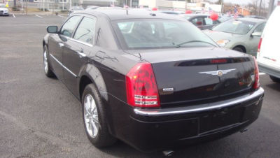 2010 Chrysler 300C  Base -
   Cars.com </title>
   <meta name="title" content="2010 Chrysler 300C  Base - Cars.com"/>
   <meta name="description" content="Listed on Cars.com