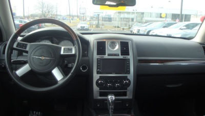 2010 Chrysler 300C  Base -
   Cars.com </title>
   <meta name="title" content="2010 Chrysler 300C  Base - Cars.com"/>
   <meta name="description" content="Listed on Cars.com