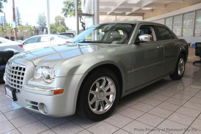 2005 Chrysler 300C  Base -
   Cars.com </title>
   <meta name="title" content="2005 Chrysler 300C  Base - Cars.com"/>
   <meta name="description" content="Listed on Cars.com