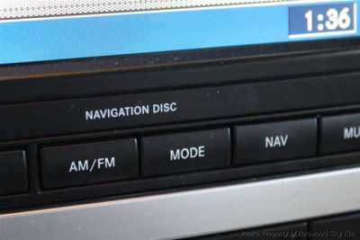 2005 Chrysler 300C  Base -
   Cars.com </title>
   <meta name="title" content="2005 Chrysler 300C  Base - Cars.com"/>
   <meta name="description" content="Listed on Cars.com