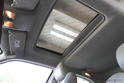 2005 Chrysler 300C  Base -
   Cars.com </title>
   <meta name="title" content="2005 Chrysler 300C  Base - Cars.com"/>
   <meta name="description" content="Listed on Cars.com