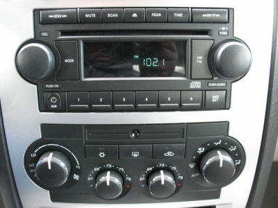 2006 Chrysler 300C  C -
   Cars.com </title>
   <meta name="title" content="2006 Chrysler 300C  C - Cars.com"/>
   <meta name="description" content="Listed on Cars.com