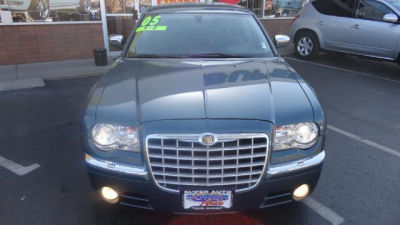 2005 Chrysler 300C  Base -
   Cars.com </title>
   <meta name="title" content="2005 Chrysler 300C  Base - Cars.com"/>
   <meta name="description" content="Listed on Cars.com