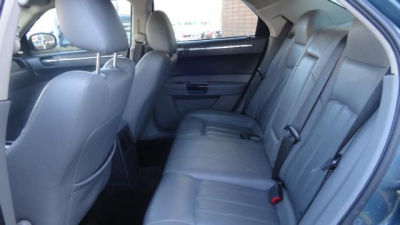 2005 Chrysler 300C  Base -
   Cars.com </title>
   <meta name="title" content="2005 Chrysler 300C  Base - Cars.com"/>
   <meta name="description" content="Listed on Cars.com