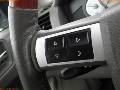 2008 Chrysler 300C  Base -
   Cars.com </title>
   <meta name="title" content="2008 Chrysler 300C  Base - Cars.com"/>
   <meta name="description" content="Listed on Cars.com