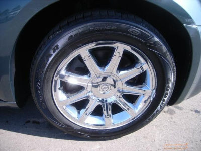 2006 Chrysler 300C  Base -
   Cars.com </title>
   <meta name="title" content="2006 Chrysler 300C  Base - Cars.com"/>
   <meta name="description" content="Listed on Cars.com