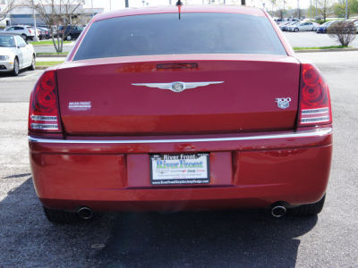 2008 Chrysler 300C -
   Cars.com </title>
   <meta name="title" content="2008 Chrysler 300C - Cars.com"/>
   <meta name="description" content="Listed on Cars.com