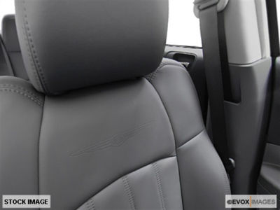 2005 Chrysler 300C  Base -
   Cars.com </title>
   <meta name="title" content="2005 Chrysler 300C  Base - Cars.com"/>
   <meta name="description" content="Listed on Cars.com