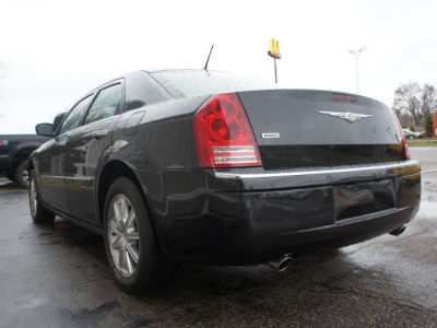 2008 Chrysler 300C  Base -
   Cars.com </title>
   <meta name="title" content="2008 Chrysler 300C  Base - Cars.com"/>
   <meta name="description" content="Listed on Cars.com