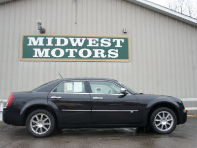 2008 Chrysler 300C  Base -
   Cars.com </title>
   <meta name="title" content="2008 Chrysler 300C  Base - Cars.com"/>
   <meta name="description" content="Listed on Cars.com