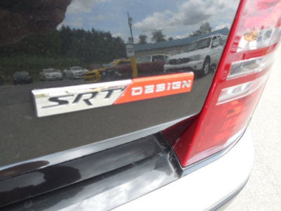 2007 Chrysler 300C  Base -
   Cars.com </title>
   <meta name="title" content="2007 Chrysler 300C  Base - Cars.com"/>
   <meta name="description" content="Listed on Cars.com