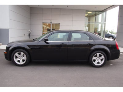2006 Chrysler 300C  Base -
   Cars.com </title>
   <meta name="title" content="2006 Chrysler 300C  Base - Cars.com"/>
   <meta name="description" content="Listed on Cars.com