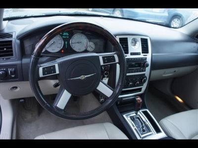 2007 Chrysler 300C  Base -
   Cars.com </title>
   <meta name="title" content="2007 Chrysler 300C  Base - Cars.com"/>
   <meta name="description" content="Listed on Cars.com