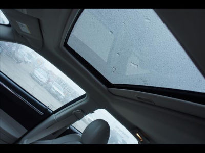 2007 Chrysler 300C  Base -
   Cars.com </title>
   <meta name="title" content="2007 Chrysler 300C  Base - Cars.com"/>
   <meta name="description" content="Listed on Cars.com