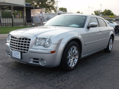 2006 Chrysler 300C  Base -
   Cars.com </title>
   <meta name="title" content="2006 Chrysler 300C  Base - Cars.com"/>
   <meta name="description" content="Listed on Cars.com