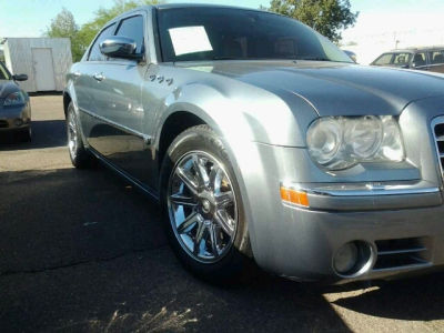 2006 Chrysler 300C  Base -
   Cars.com </title>
   <meta name="title" content="2006 Chrysler 300C  Base - Cars.com"/>
   <meta name="description" content="Listed on Cars.com