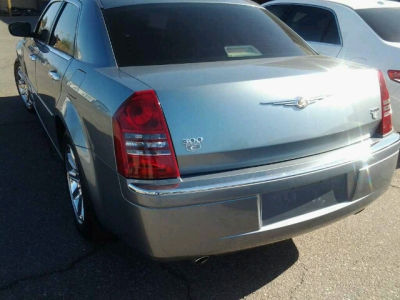 2006 Chrysler 300C  Base -
   Cars.com </title>
   <meta name="title" content="2006 Chrysler 300C  Base - Cars.com"/>
   <meta name="description" content="Listed on Cars.com