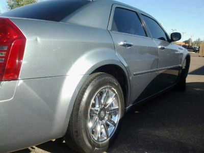 2006 Chrysler 300C  Base -
   Cars.com </title>
   <meta name="title" content="2006 Chrysler 300C  Base - Cars.com"/>
   <meta name="description" content="Listed on Cars.com