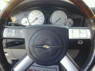 2006 Chrysler 300C  Base -
   Cars.com </title>
   <meta name="title" content="2006 Chrysler 300C  Base - Cars.com"/>
   <meta name="description" content="Listed on Cars.com