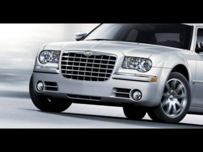 2007 Chrysler 300C  Base -
   Cars.com </title>
   <meta name="title" content="2007 Chrysler 300C  Base - Cars.com"/>
   <meta name="description" content="Listed on Cars.com