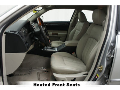 2005 Chrysler 300C  Base -
   Cars.com </title>
   <meta name="title" content="2005 Chrysler 300C  Base - Cars.com"/>
   <meta name="description" content="Listed on Cars.com