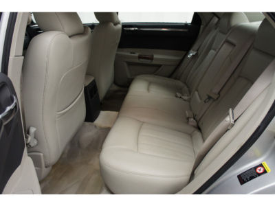 2005 Chrysler 300C  Base -
   Cars.com </title>
   <meta name="title" content="2005 Chrysler 300C  Base - Cars.com"/>
   <meta name="description" content="Listed on Cars.com