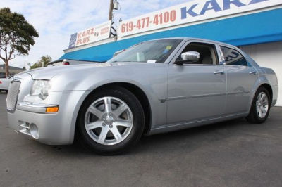 2006 Chrysler 300C  Base -
   Cars.com </title>
   <meta name="title" content="2006 Chrysler 300C  Base - Cars.com"/>
   <meta name="description" content="Listed on Cars.com