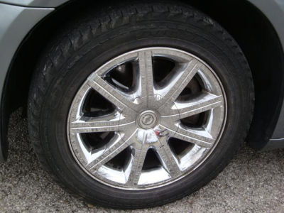 2007 Chrysler 300C  Base -
   Cars.com </title>
   <meta name="title" content="2007 Chrysler 300C  Base - Cars.com"/>
   <meta name="description" content="Listed on Cars.com